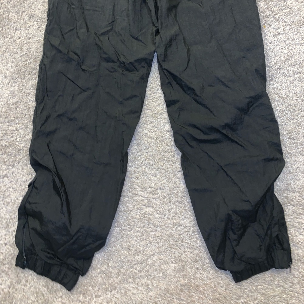 Wilson Black Nylon Cuffed Track Pants size M - Picture 10 of 10